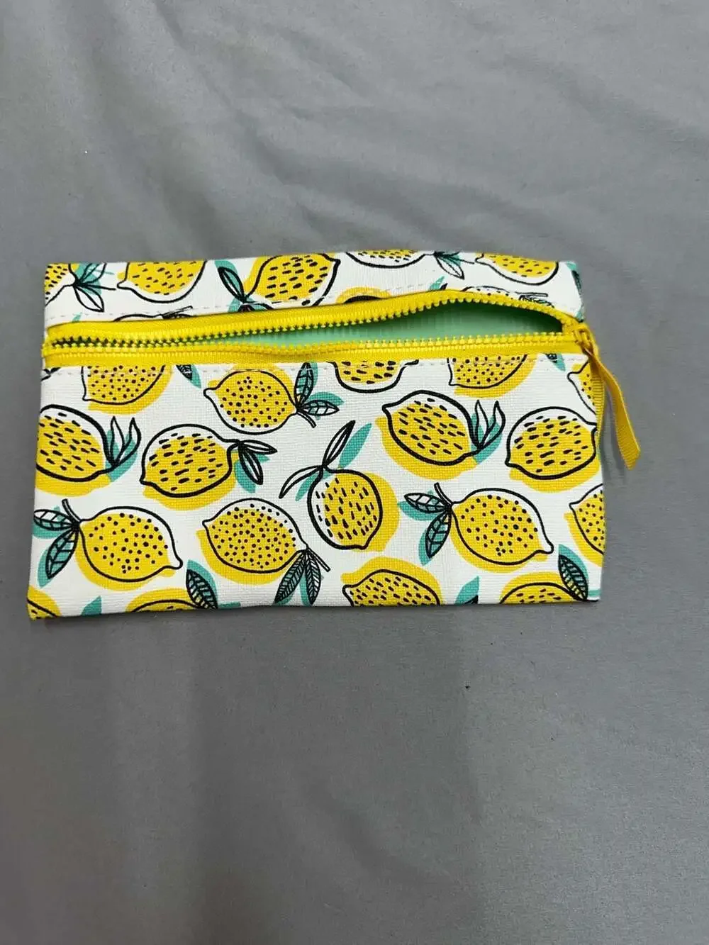 Ipsy April 2019 Lemon Print Makeup Cosmetic Bag